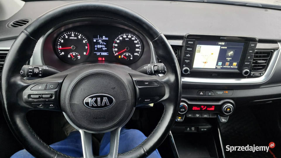 Kia Stonic bogate wyposażenie Stonic