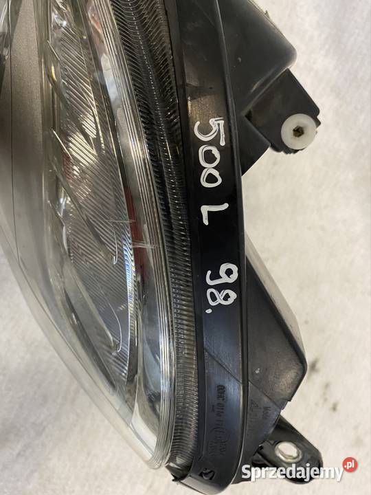 Lampa lewy przód Fiat 500L osobowe Jasienica
