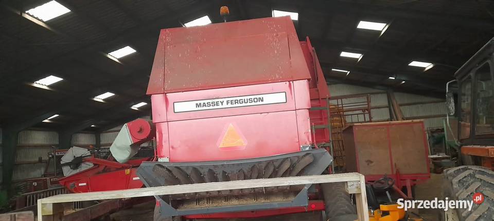 Kombajn Massey Ferguson Buk