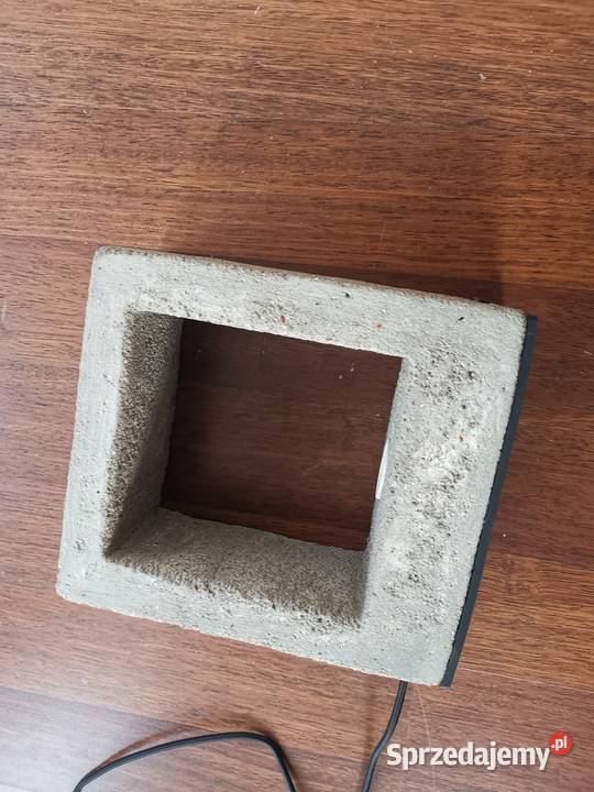 LAMPA nocna INDUSTRIALNA z betonu z żarówką Gdańsk