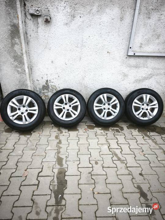 Alufelgi z oponami zimowymi 4x100