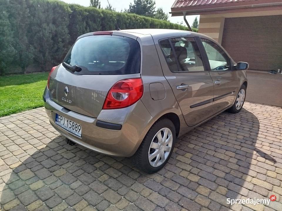 Renault Clio 12 TCE łódzkie