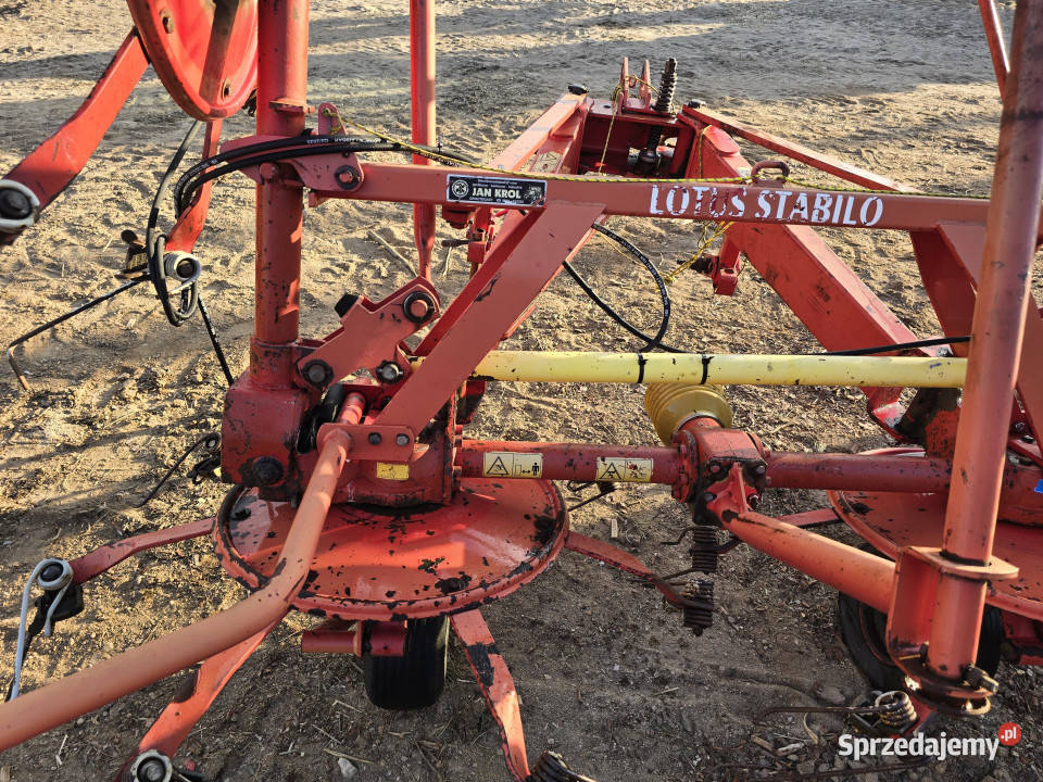 Przetrząsacz siana LELY LOTUS Stabilo 770 77 m Włosty