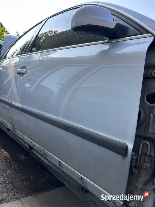 Drzwi passat b5 FL osobowe małopolskie Wrząsowice
