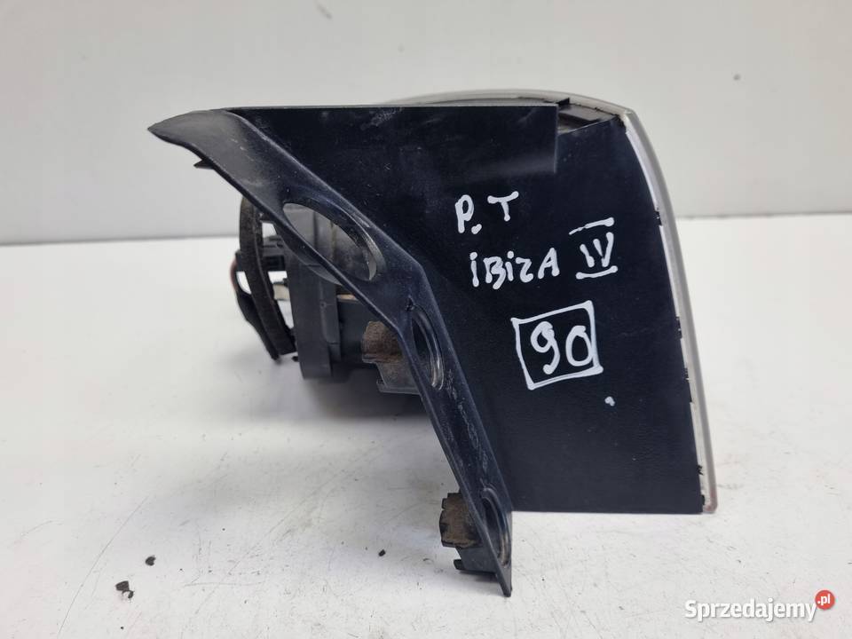 LAMPA PRAWA Seat Ibiza III LIFT 0508r TYLNIA Lampy tylne lubelskie Rudka