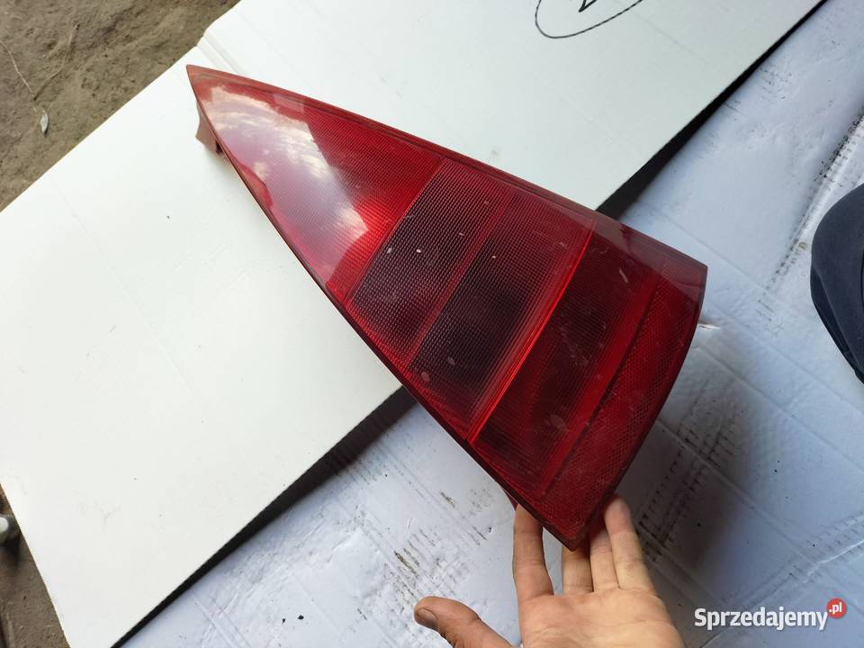 Citroen C3 MK1 LAMPA TYŁ TYLNA PRAWA WKŁAD LAMPY Kamień-Kolonia