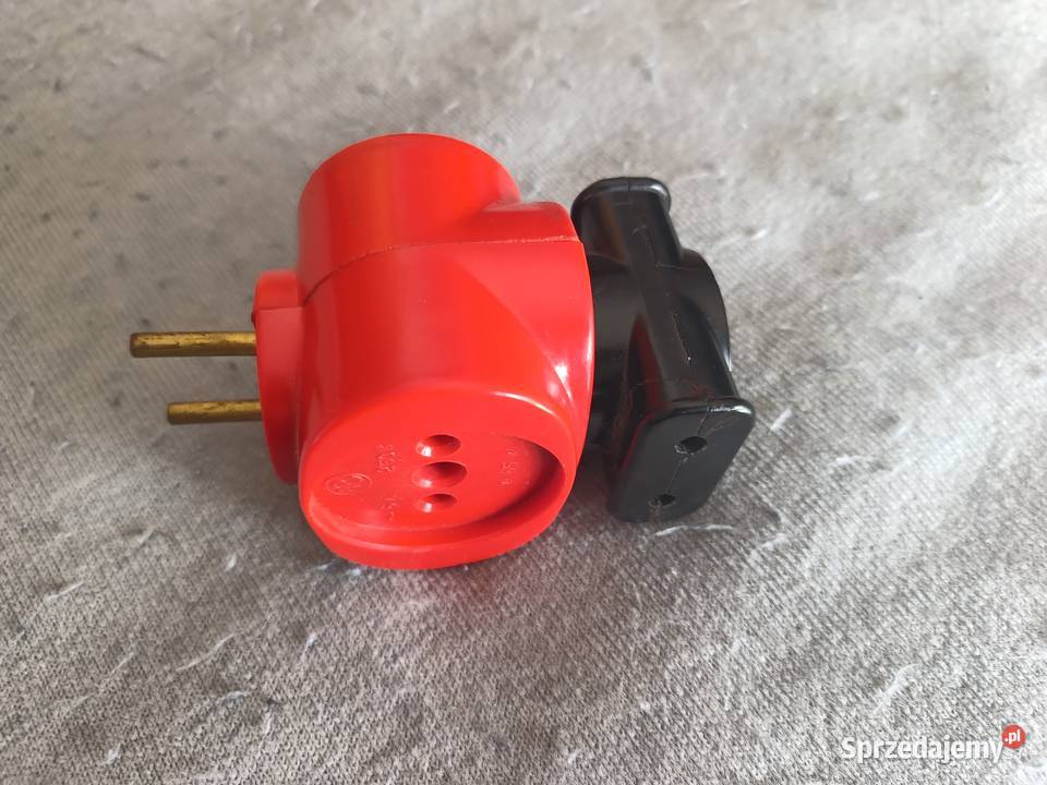 Dwa zabytkowe trójniki elektryczne Wronki