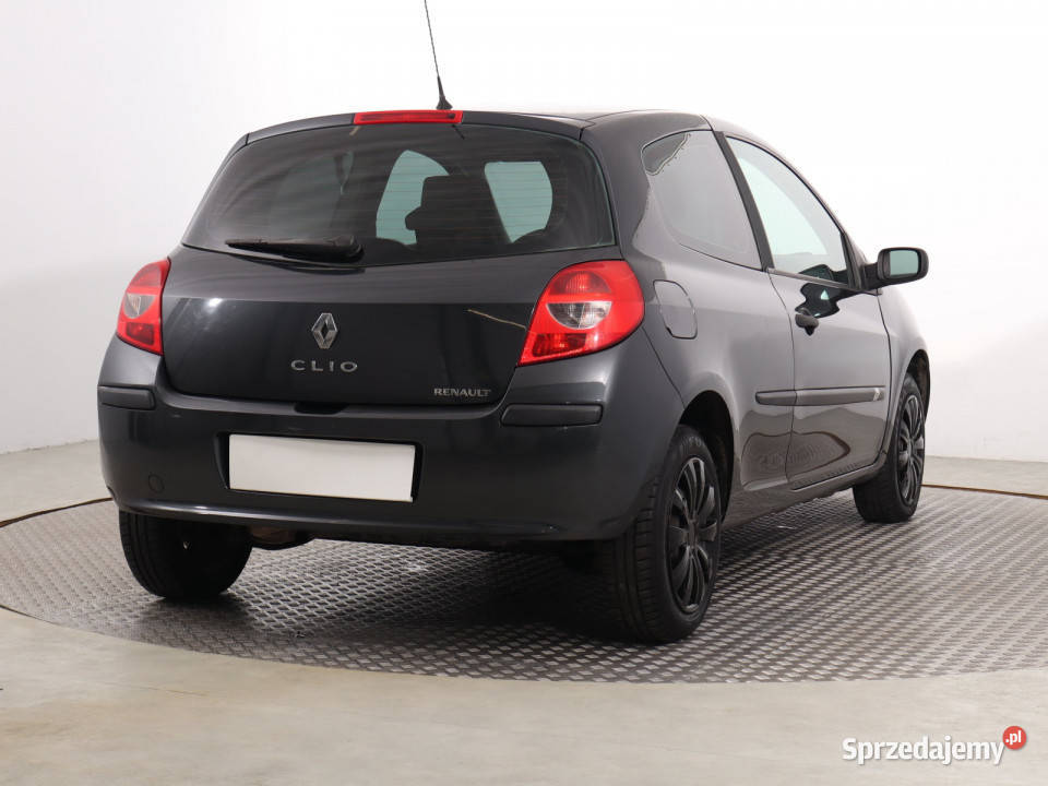 Renault Clio 12 16V