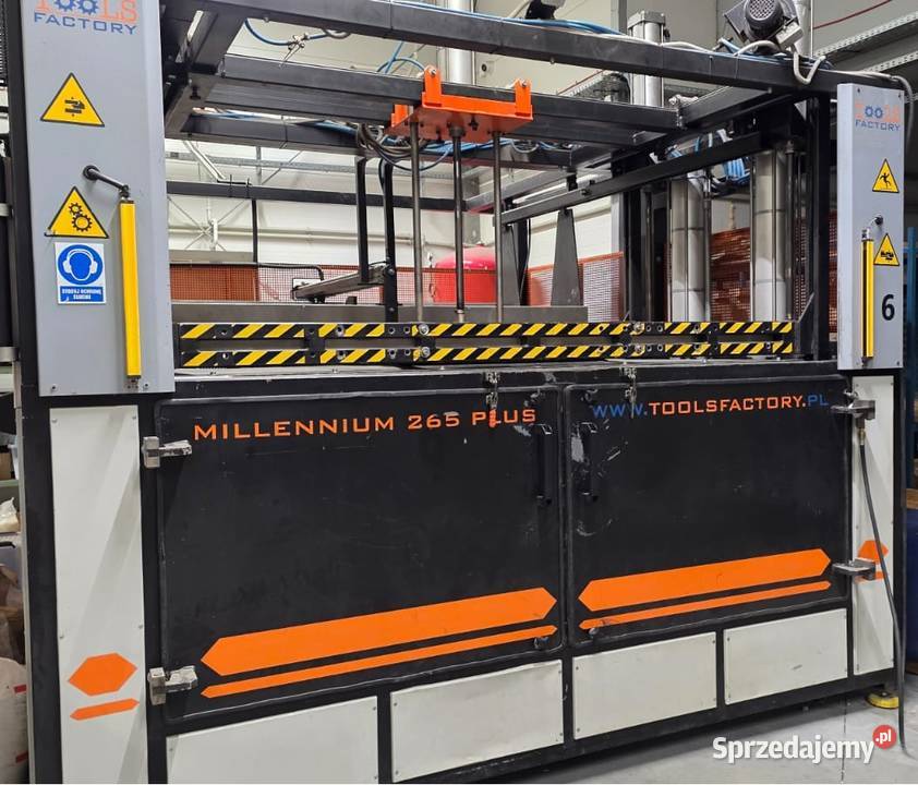 ZESTAW Termoformierka próżniowa i Ploter Białystok