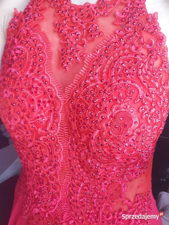 Sukienka długa czerwona elegancka wesele małopolskie