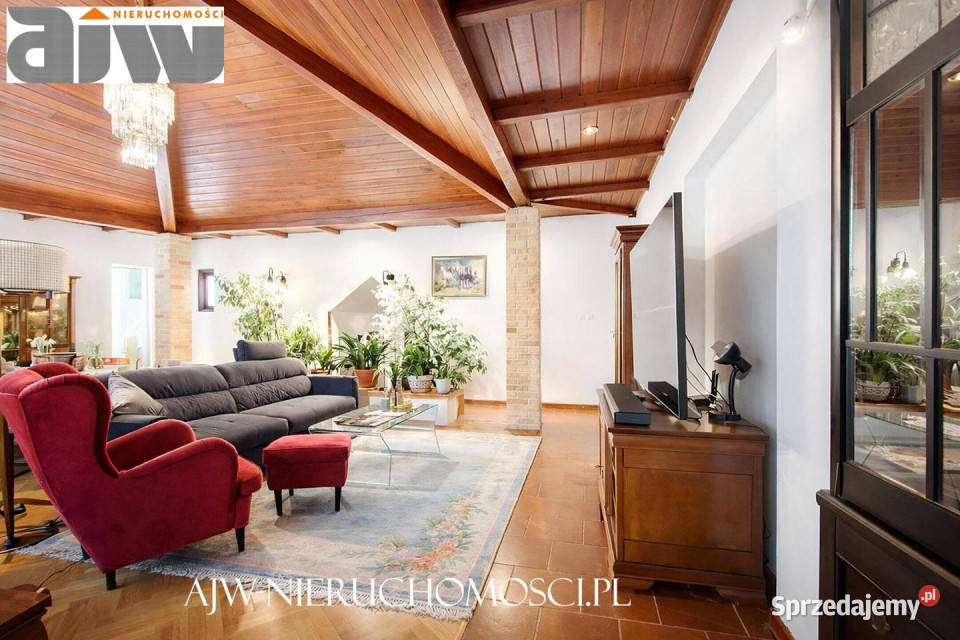 sprzedaży domu wolnostojącego 220m2 Izabelin B taras Sprzedaż