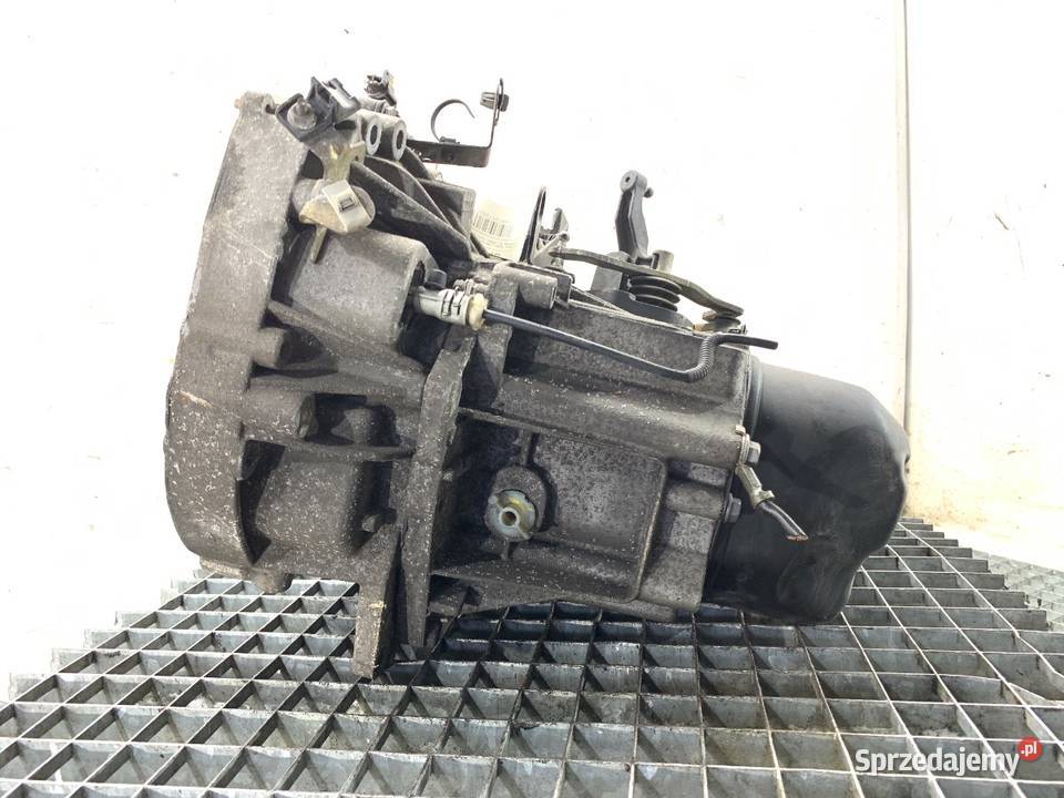 SKRZYNIA BIEGÓW RENAULT CLIO IV JH3905 12 73 osobowe Skrzyni biegów