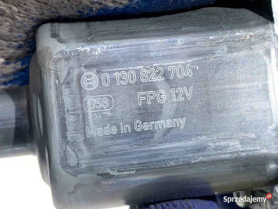 PODNOŚNIK SZYBY PRAWY PRZÓD AUDI A4 B9 8W0959802