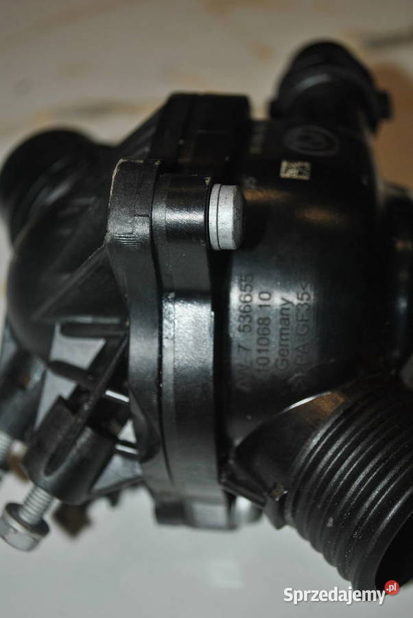 Termostat BMW E87 E81 E90 E91 E92 E93 E60 E61 śląskie Poręba sprzedam
