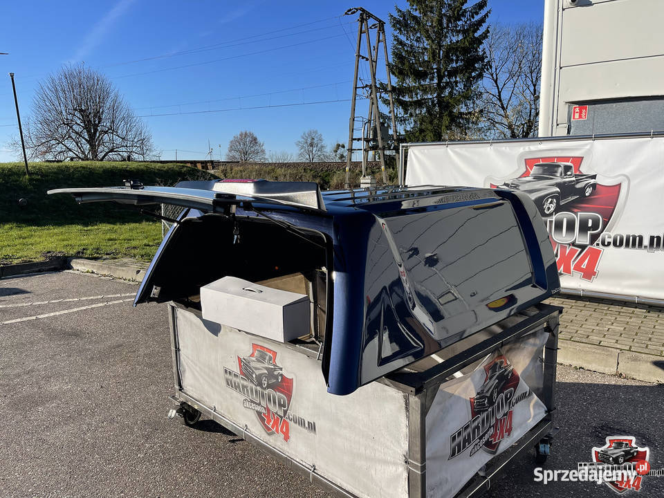 Zabudowa ISUZU D RoadRanger RH03 pickup części blacharskie Pasłęk