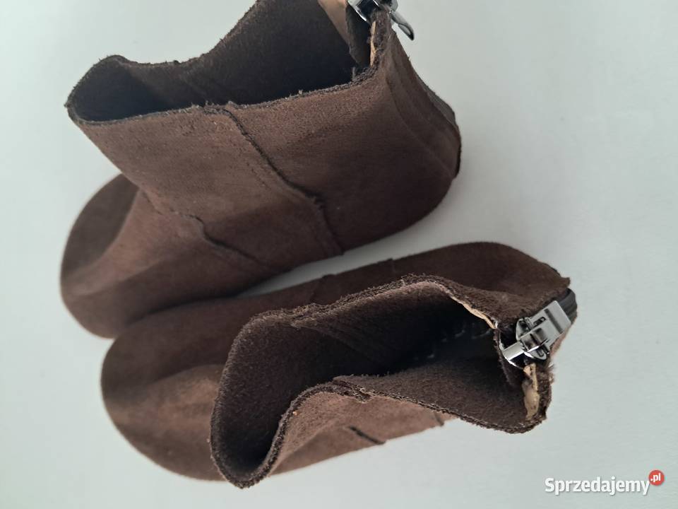 nowe zamszowe buciki brak metki rozmiar 28 Sandomierz