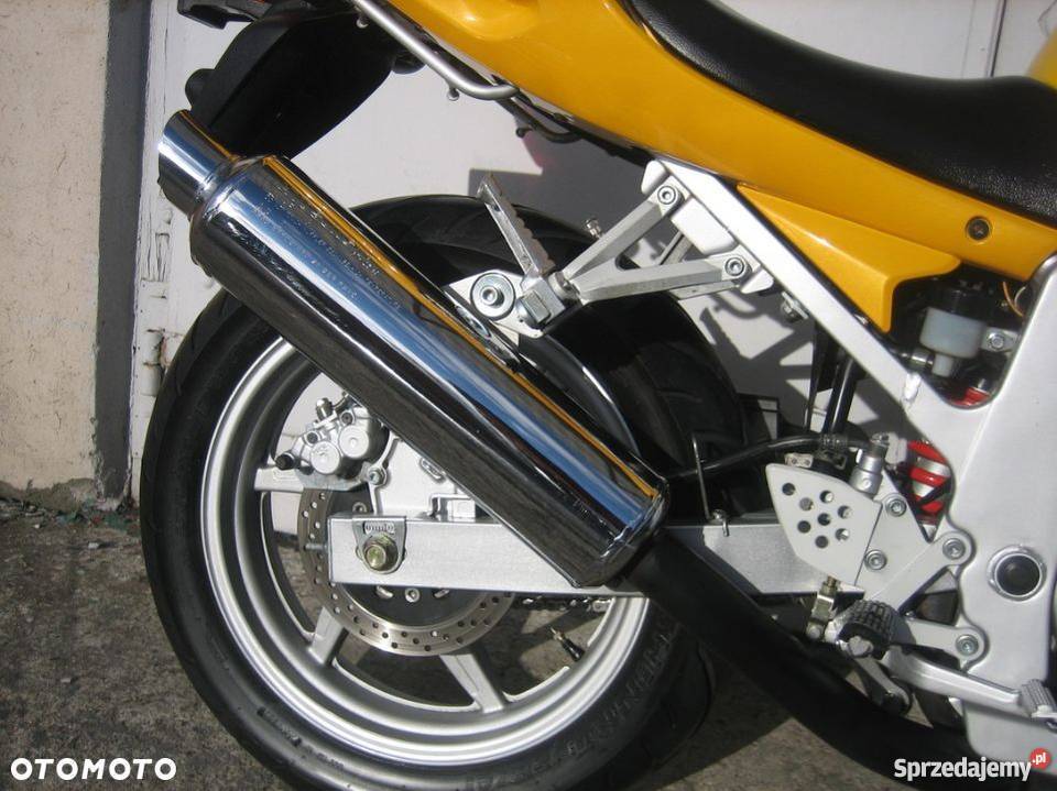 Hyosung GT 125 Naked kat B 1000 2005r PIEKNY elektryczny starter