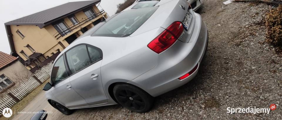Volkswagen Jetta 16 TDI 105 2011 Książ Wielkopolski
