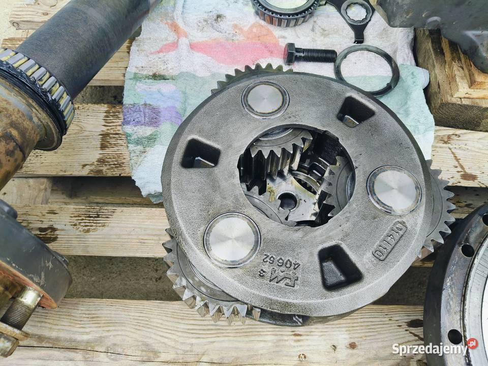 Claas Axion 840 CMatic 13r 240 Zwolnica prawa Tylny most Stalewo sprzedam