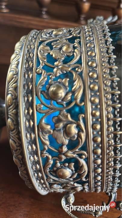 Cukiernica na stopie plater z kobaltowym szkłem Gdańsk