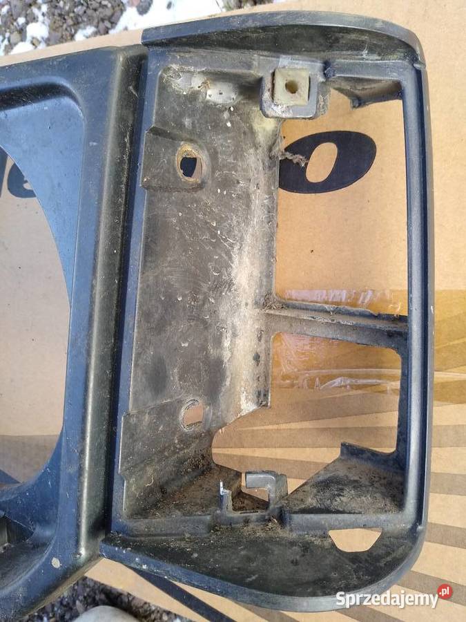 Okular lampy przedniej lewej Mitsubishi Pajero I Łódź