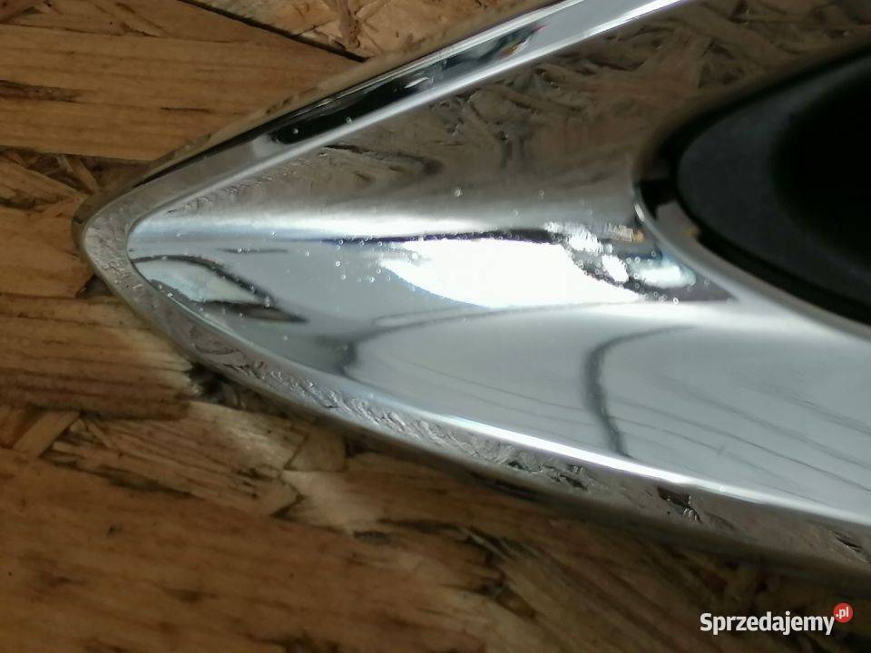 LEXUS ES350 KRATKA ZDERZAKA LEWA 8148206070 Pleszew
