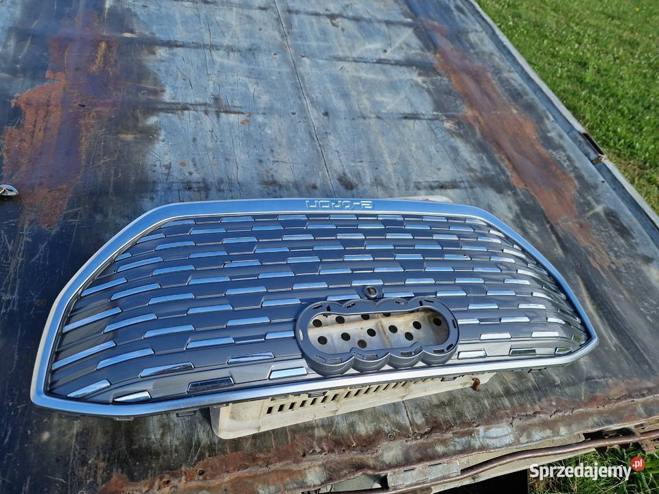 Audi Q4 ETRON Grill Atrapa ORG Chrom osobowe Mielec