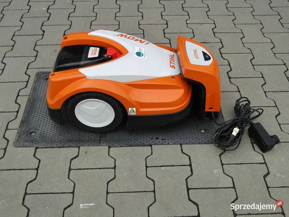 Robot koszący STIHL RMI422 zestaw stacja Łętownia