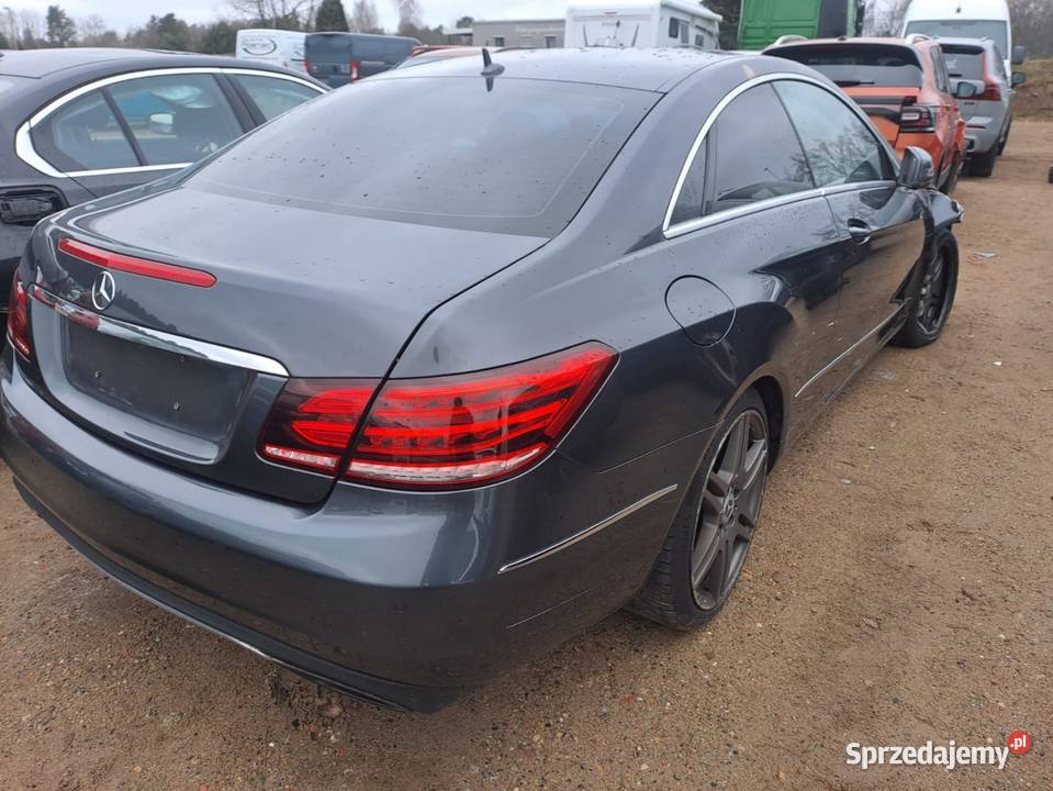 Mercedes E220 Coupe LIFT Automat Piekny z elektrochrom. lusterka boczne wielkopolskie Dobrzyca