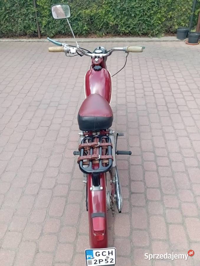 Sprzedam komara nieuszkodzony Brusy