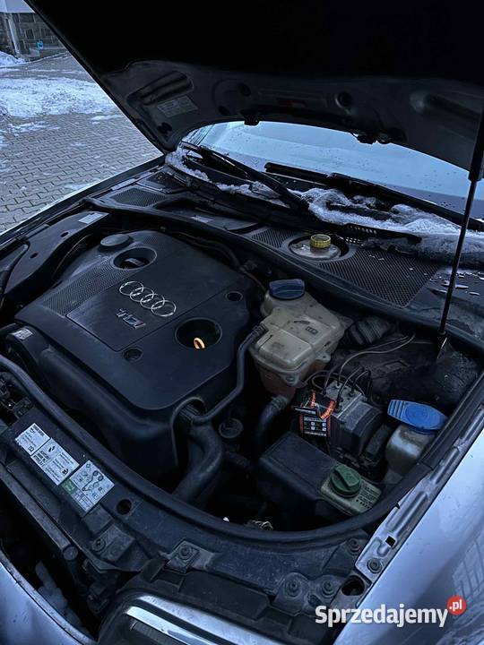 Audi a4b5 19tdi 2000r uszkodzony Męcina