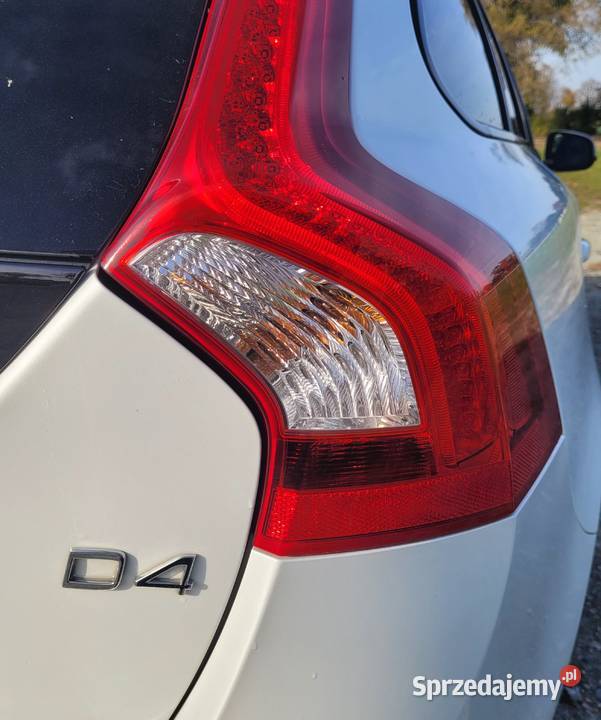 VOLVO V60 190 Automat dvdtv ASR (kontrola trakcji) V60 Ząbkowice Śląskie