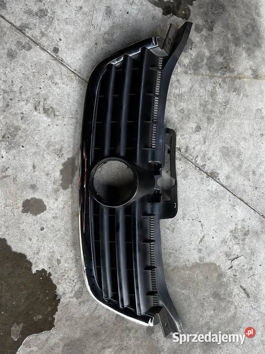 VW TOURAN 1T0 0306 GRILL ATRAPA CHŁODNICY śląskie Bielsko-Biała