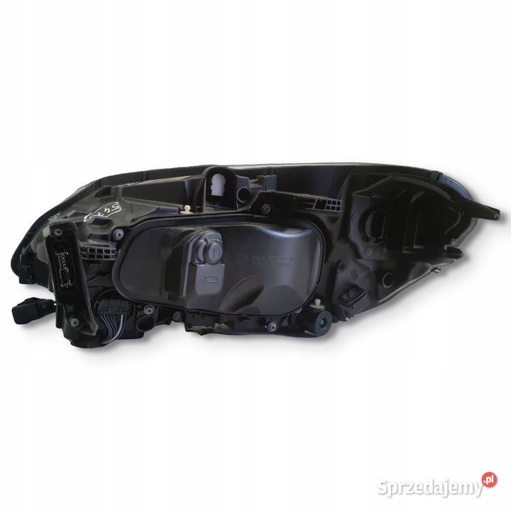 LAMPA PRAWA Volvo XC60 LIFT prawy przód przednia Chełm