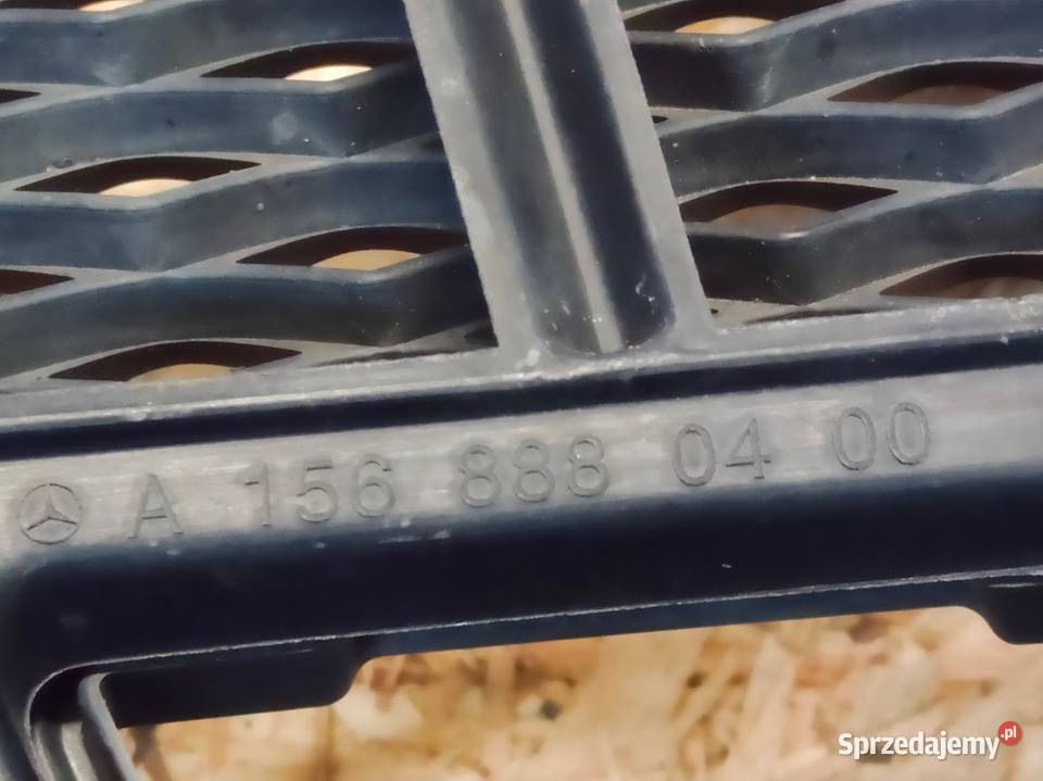 Grill Atrapa Mercedes GLA W156 Lift A1568880400 wielkopolskie Pleszew sprzedam