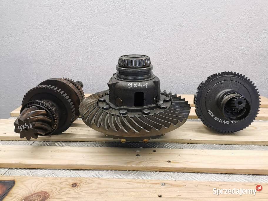 Dyferencjał Holland T7220 9X41 Tył