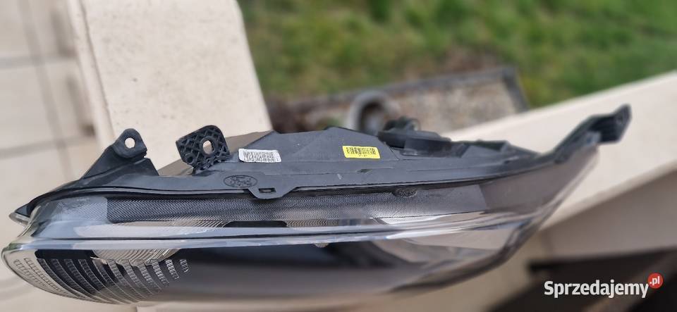 Lampa lewa Ford Fiesta MK7 13 lift śląskie Cieszyn