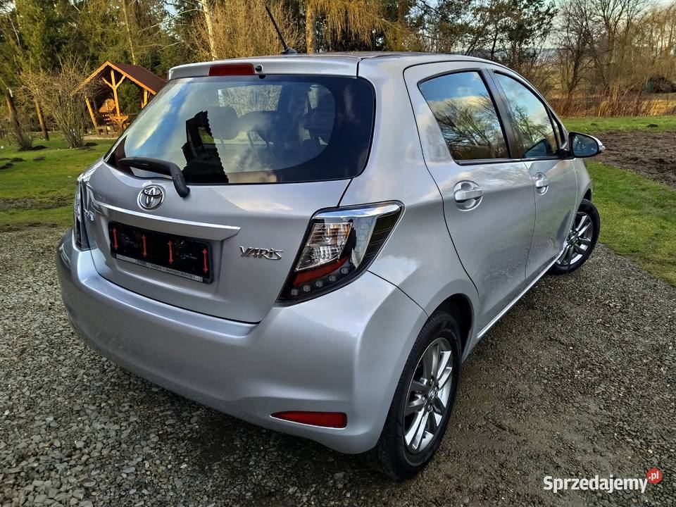 Toyota Yaris III 2014r 133 Benzyna 125 Pełen Yaris Toyota Krosno