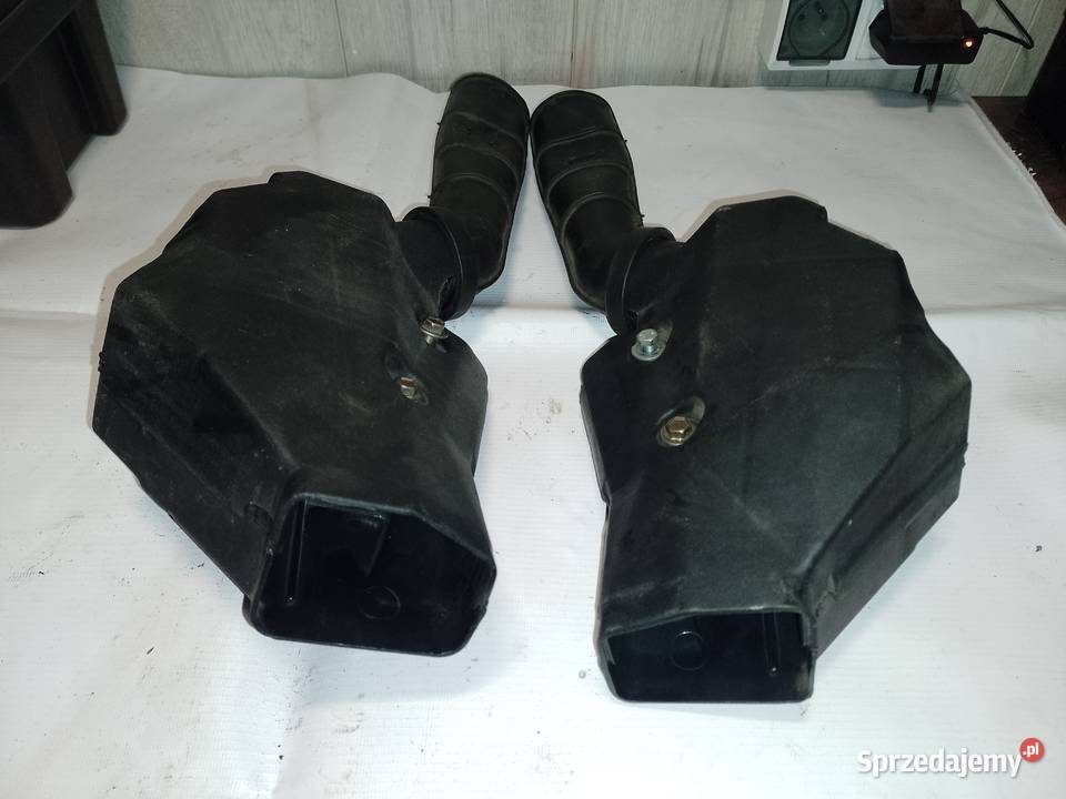 Triumph Trophy 9001200 doloty do airboxa