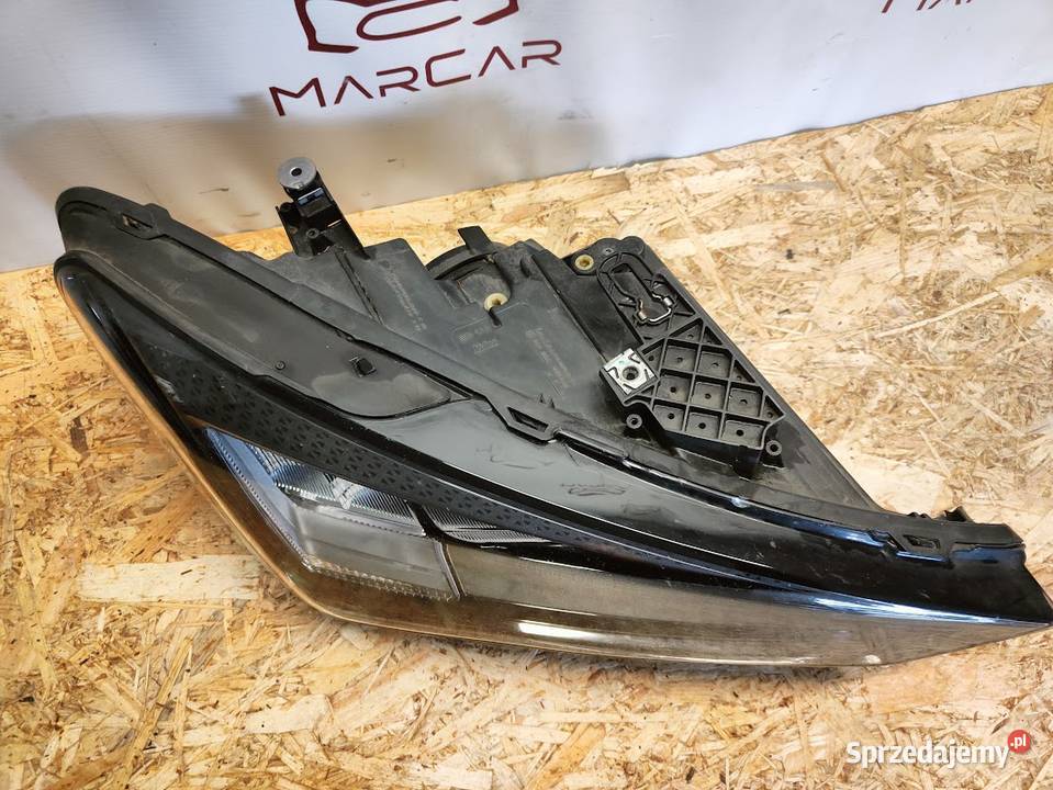 Lampa Prawy Przód Przednia Prawa Seat Leon IV Pleszew sprzedam