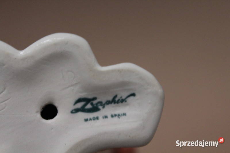Porcelanowa figurka zmęczona dziewczynka Zaphir Szczecin