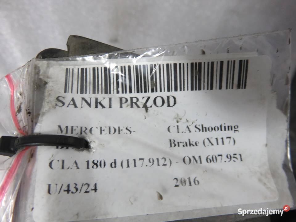 SANKI PRZÓD MERCEDESBENZ CLA Shooting Brake X117 osobowe małopolskie