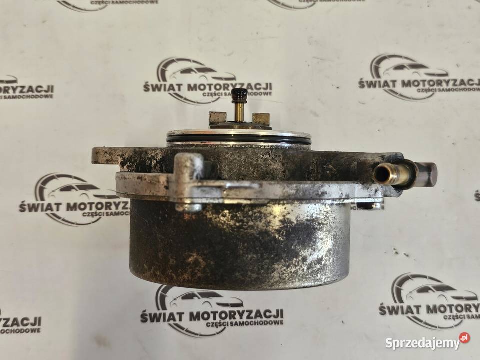 AUDI A5 30 TDI V6 CAP 240 10r Vacum pompa osobowe
