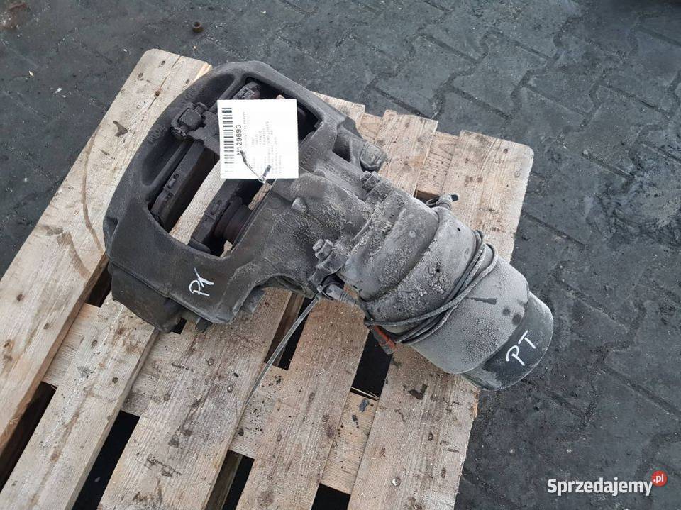 ZACISK HAMULCOWY TYŁ PRAWY 5801341082 STRALIS osobowe