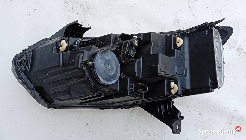 Dacia Sandero Jogger Led reflektor lampa prawy Przeźmierowo sprzedam