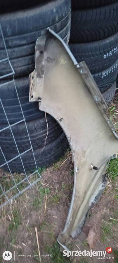 Błotnik prawy przód Fabia 1 kod lakieru 9102 Lubin