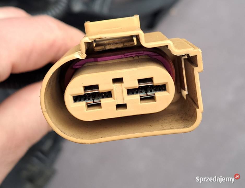 Wentylator obudowa chłodnicy VW Transporter T5 dostawcze Mielęcin