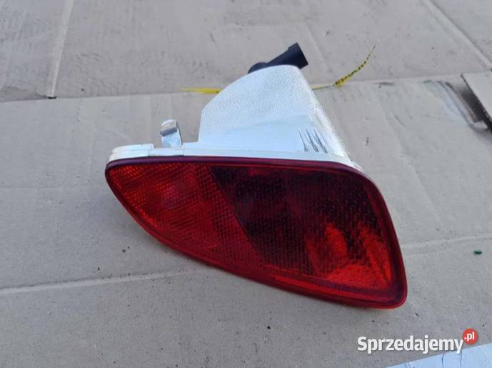 Lampa przeciwmgielna prawa FORD FIESTA MK8 Częstochowa sprzedam