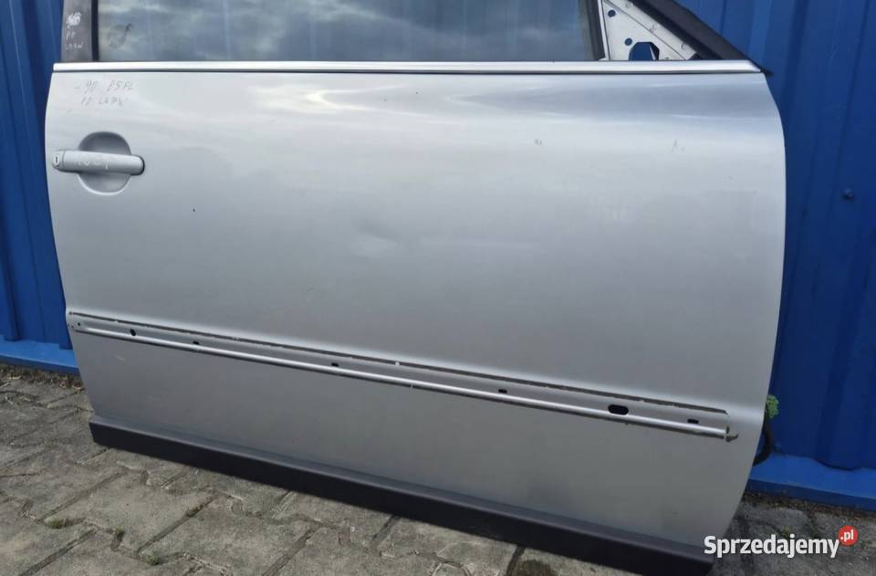 DRZWI PRZÓD PRAWY PRAWE VW PASSAT B5 FL LA7W Działoszyce