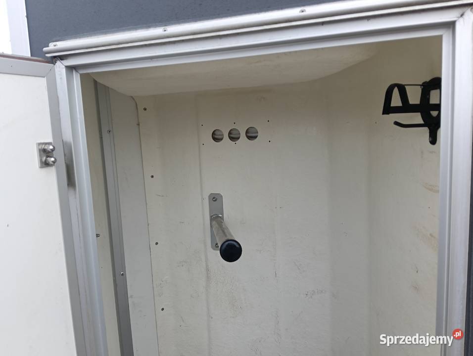 Przyczepa konna jednokonna PODŁOGA ALUMINIUM Konin sprzedam